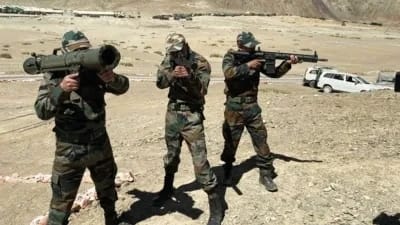 Army Base Shooting 2025: सेना के अड्डे पर दिनदहाड़े फायरिंग, 5 जवान घायल, इलाके में हाई अलर्ट और लॉकडाउन