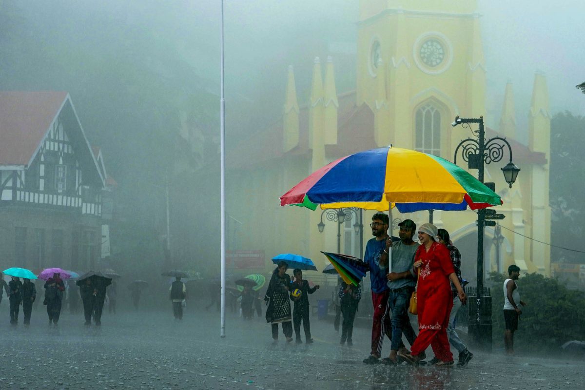 झारखंड में येलो अलर्ट — मौसम का मिज़ाज बदला, भारी बारिश की संभावना